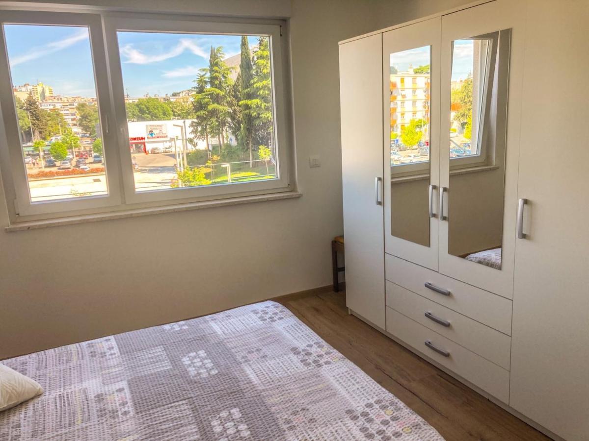 Apartment Mare Pula Exterior foto